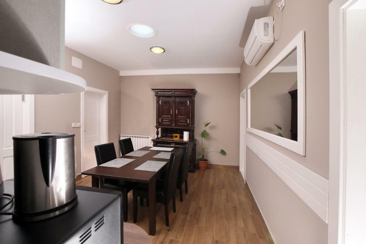 Boutique Apartments Oradea Dış mekan fotoğraf